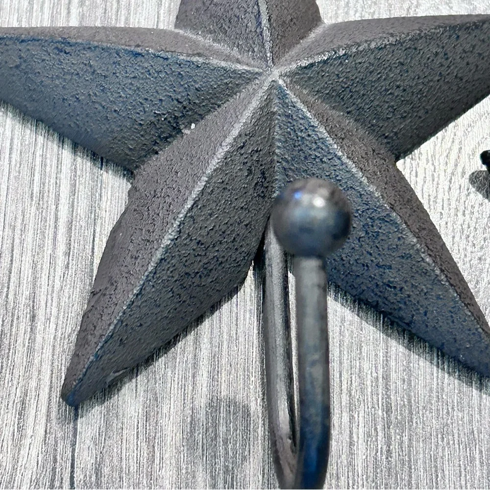 Rustic Texas Star Cast Iron Wall Hooks Western Farmhouse Hanging Decor Set of 2